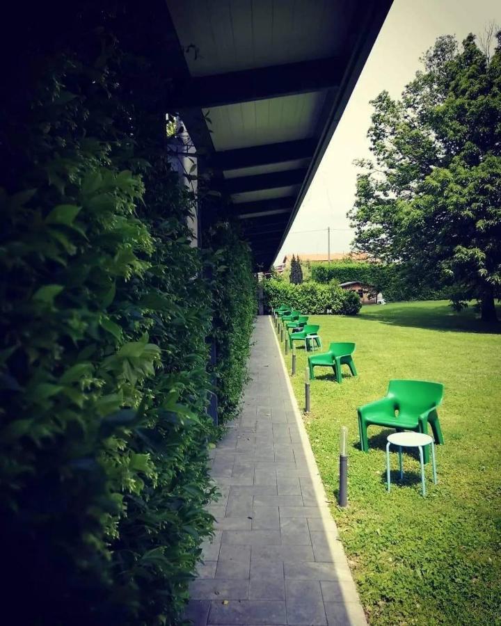 Mxp Rooms Guest House Cardano Al Campo Exteriér fotografie
