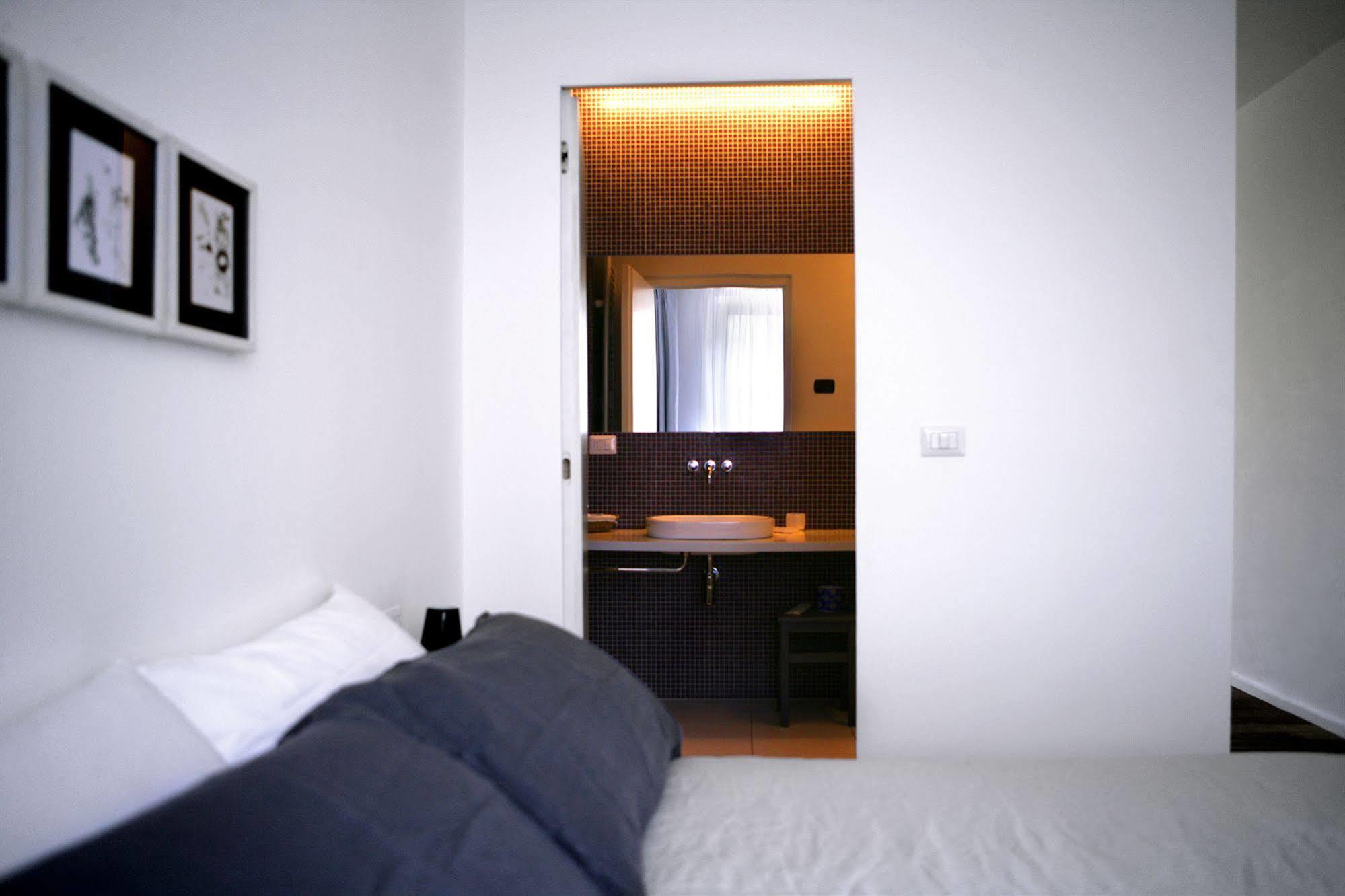 Mxp Rooms Guest House Cardano Al Campo Exteriér fotografie