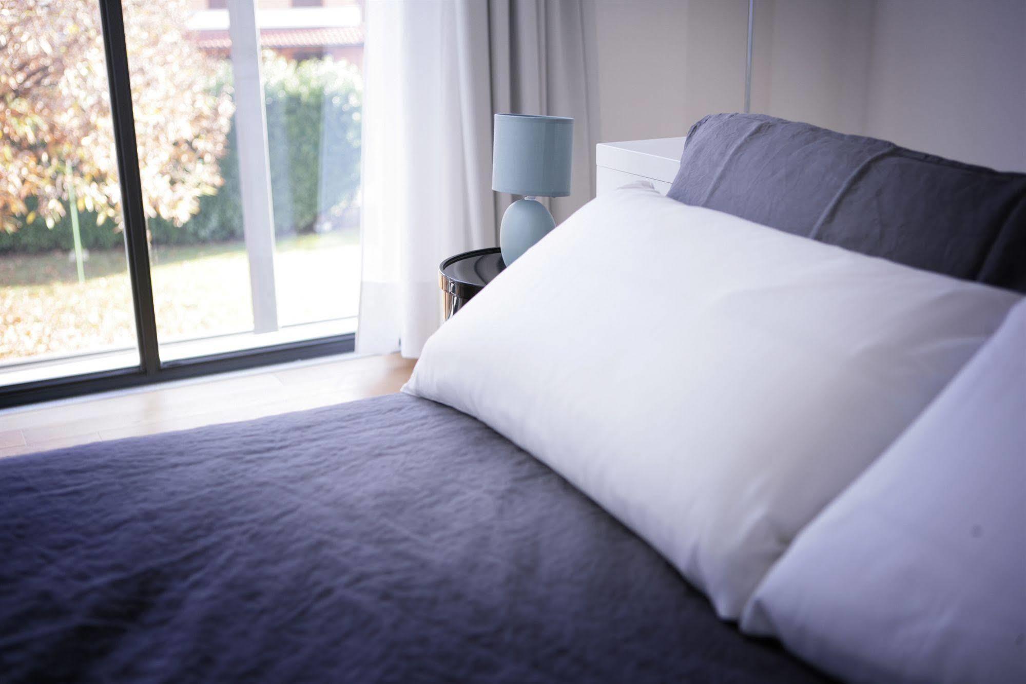 Mxp Rooms Guest House Cardano Al Campo Exteriér fotografie